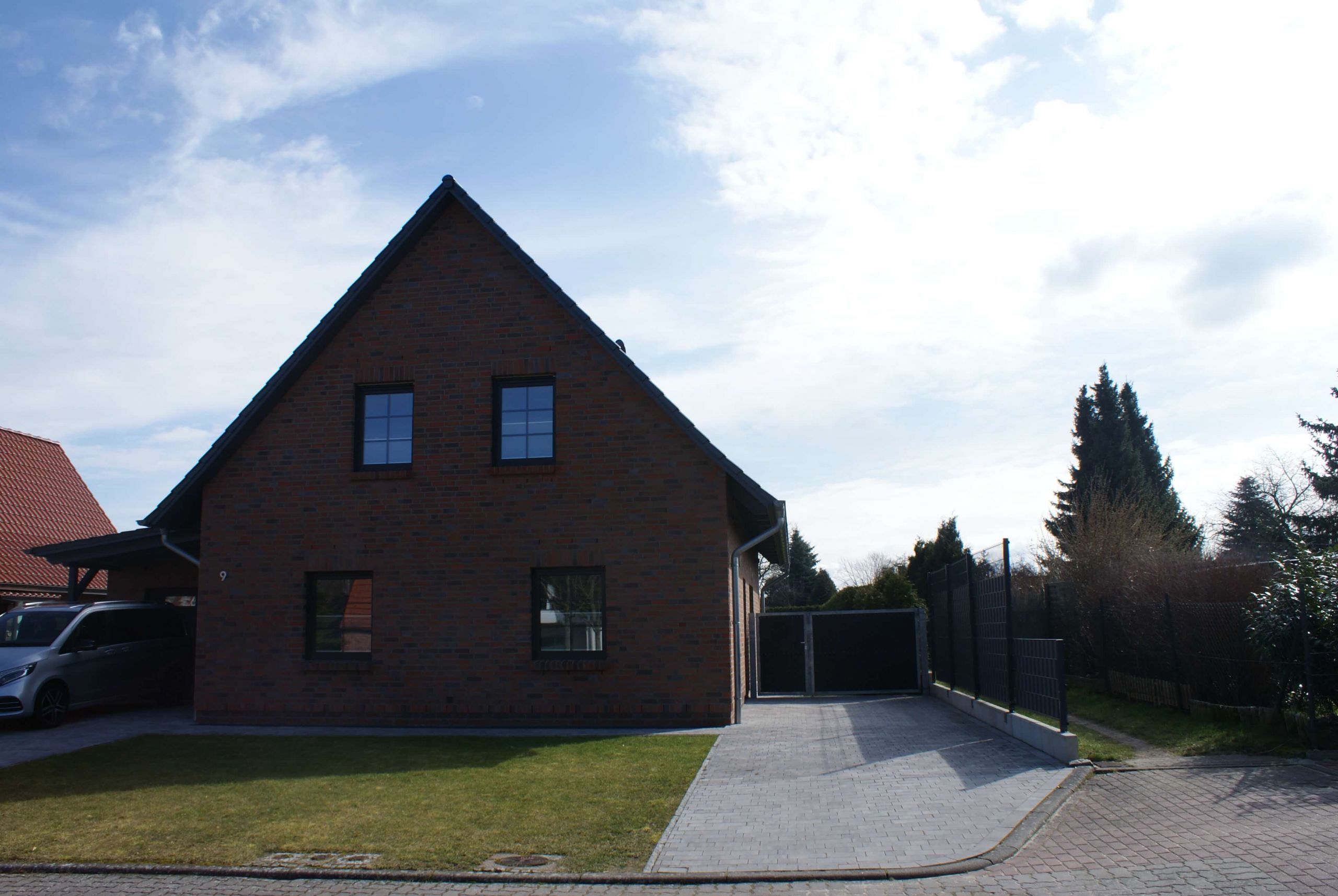 Bauunternehmen Mirko Mielzccarek - Hausbau