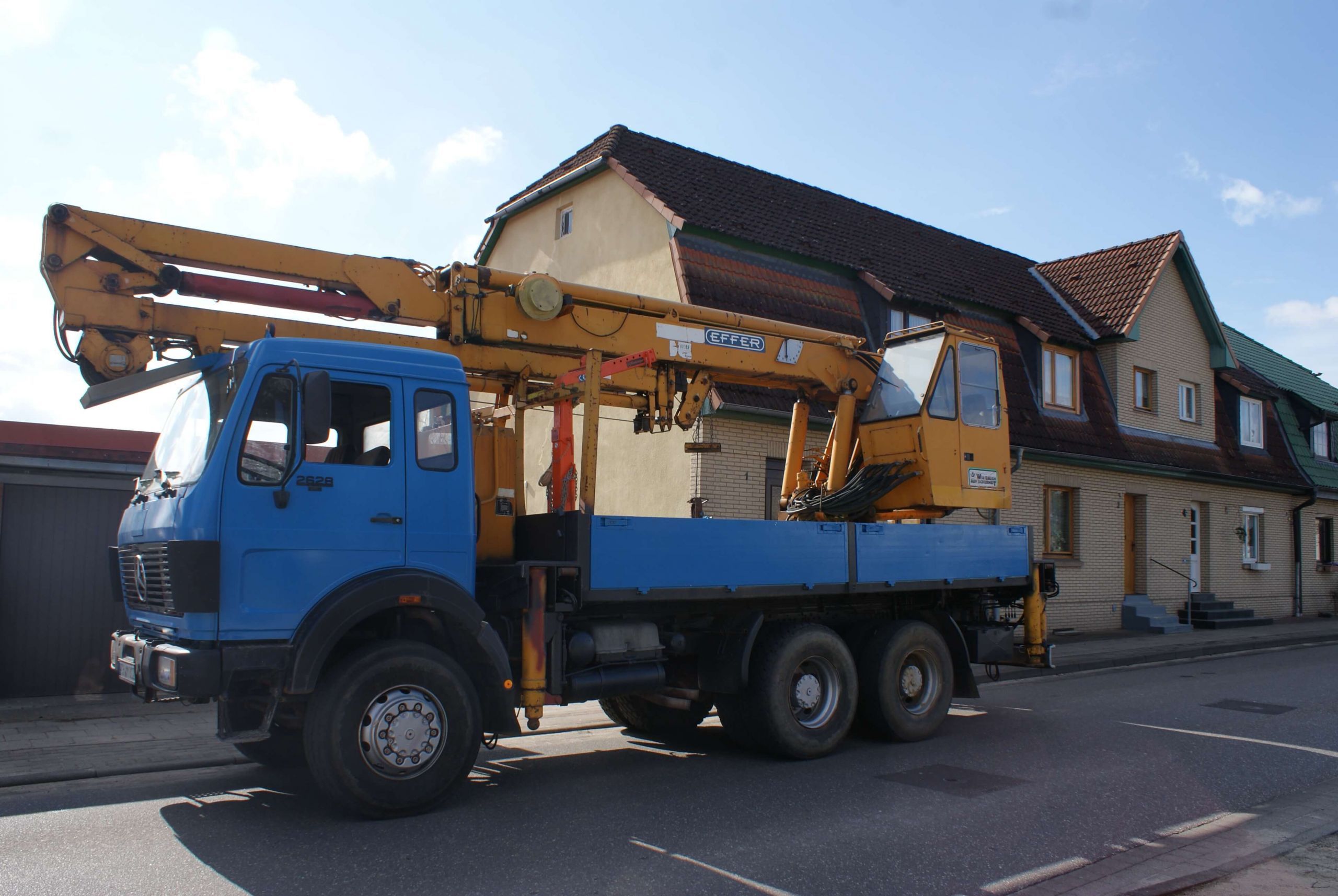 Baukran - Bauunternehmen Mirko Mielzccarek